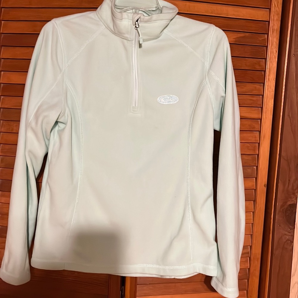 Lady Drake light green pullover. Size: medium